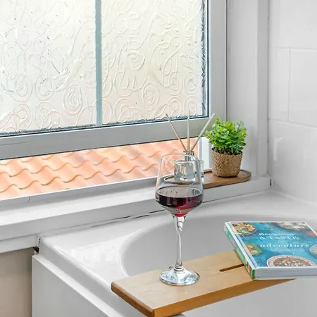 Adventure - * Whitby