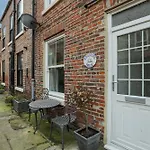 Adventure - Tatil Evi Whitby