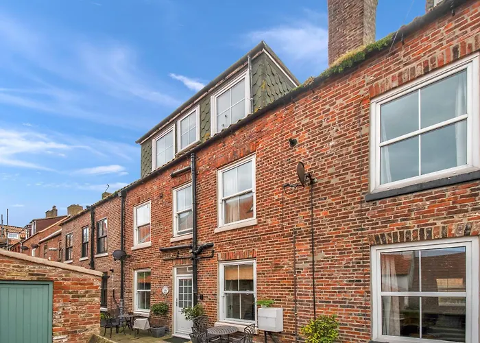 Adventure - ウィットビー